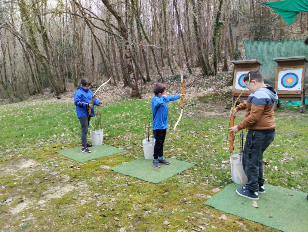 Organiser des jeux de tir à l'arc au collège et lycée